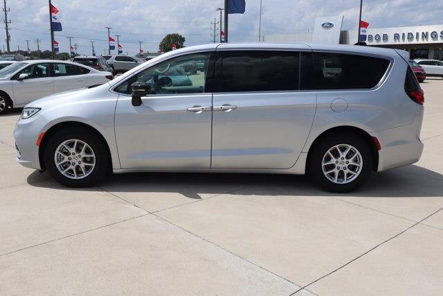 2024 Chrysler Pacifica - $28,990