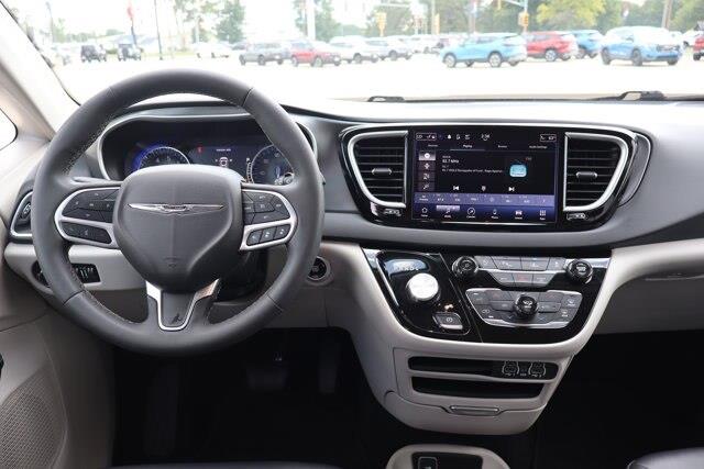 2024 Chrysler Pacifica - $28,990