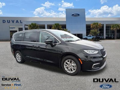 Photo of a 2024 Chrysler Pacifica Touring L 4DR Mini-Van for sale