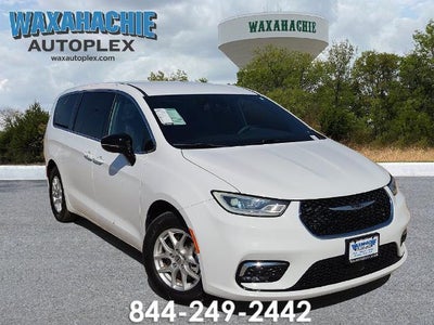 2025 Chrysler Pacifica Select 4DR Mini-Van