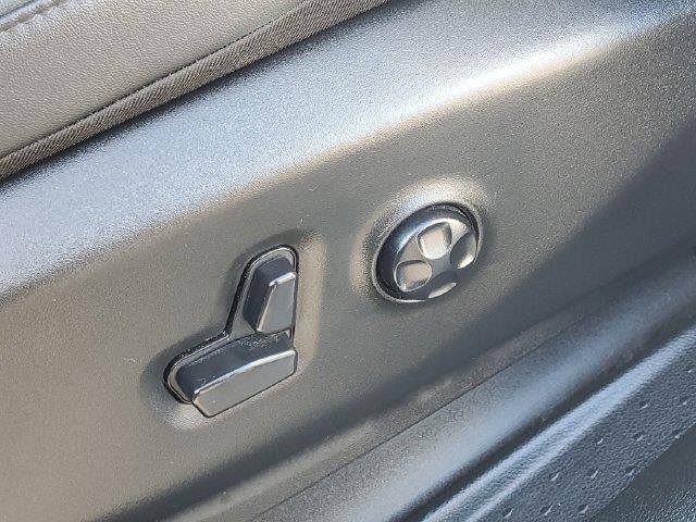 2025 Chrysler Pacifica - $22,900