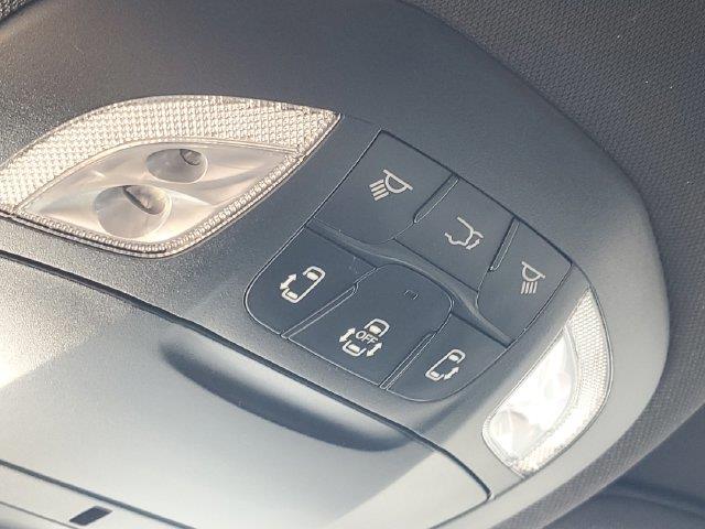 2025 Chrysler Pacifica - $22,900