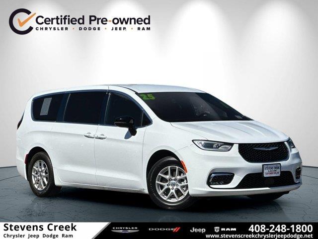 2025 Chrysler Pacifica
