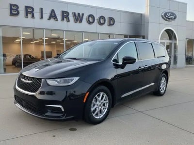 2025 Chrysler Pacifica Select 4DR Mini-Van