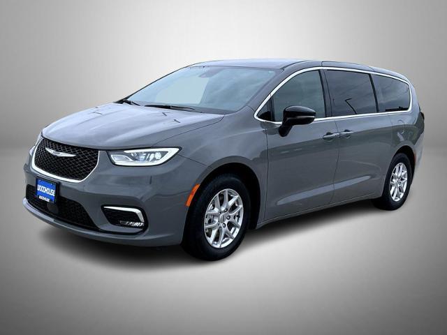 2025 Chrysler Pacifica - $29,484