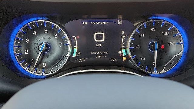 2025 Chrysler Pacifica Select