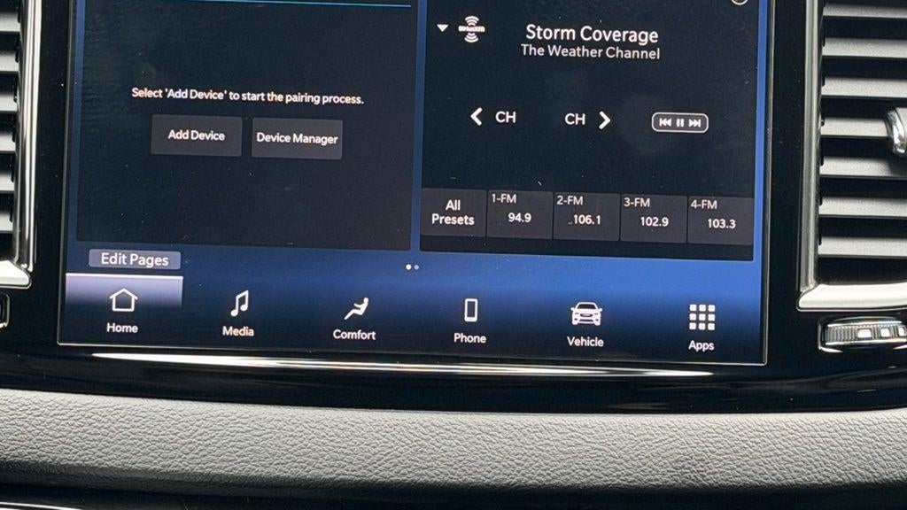 2025 Chrysler Pacifica Select