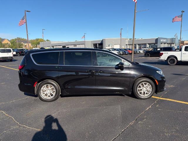 2025 Chrysler Pacifica - $27,259