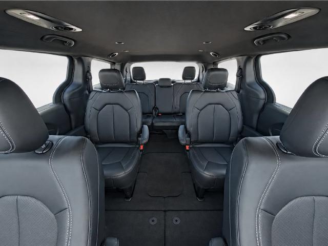 2025 Chrysler Pacifica - $27,259