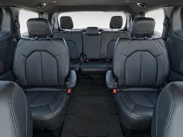 2025 Chrysler Pacifica - $27,259