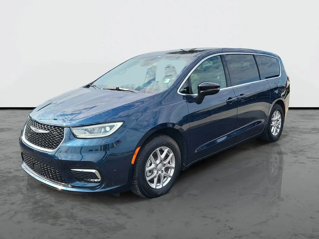2025 Chrysler Pacifica - $25,919