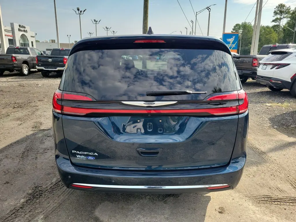 2025 Chrysler Pacifica - $25,919