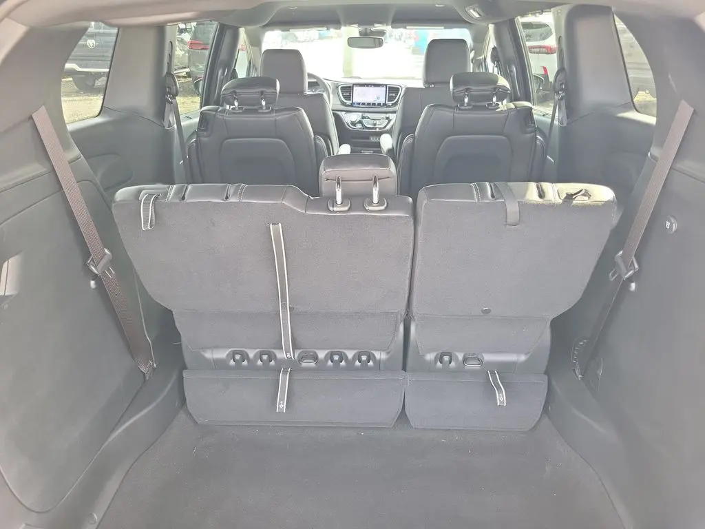 2025 Chrysler Pacifica - $25,919