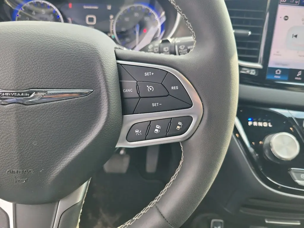2025 Chrysler Pacifica - $25,919