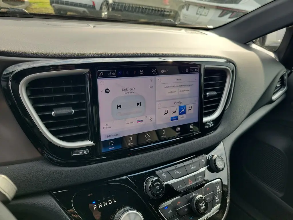 2025 Chrysler Pacifica - $25,919