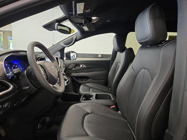 2026 Chrysler Pacifica - $36,999