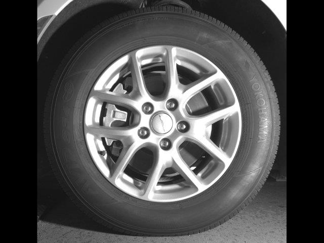2027 Chrysler Pacifica - $35,998
