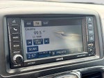 2012 Town and Country Thumbnail 18