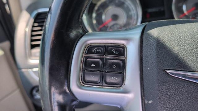 2012 Chrysler Town and Country Touring