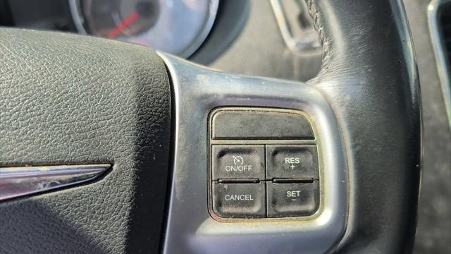 2012 Chrysler Town and Country Touring