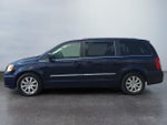2016 Town and Country Thumbnail 2
