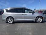 2017 Pacifica Thumbnail 6