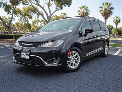 2020 Chrysler Pacifica Touring L 4DR Mini-Van