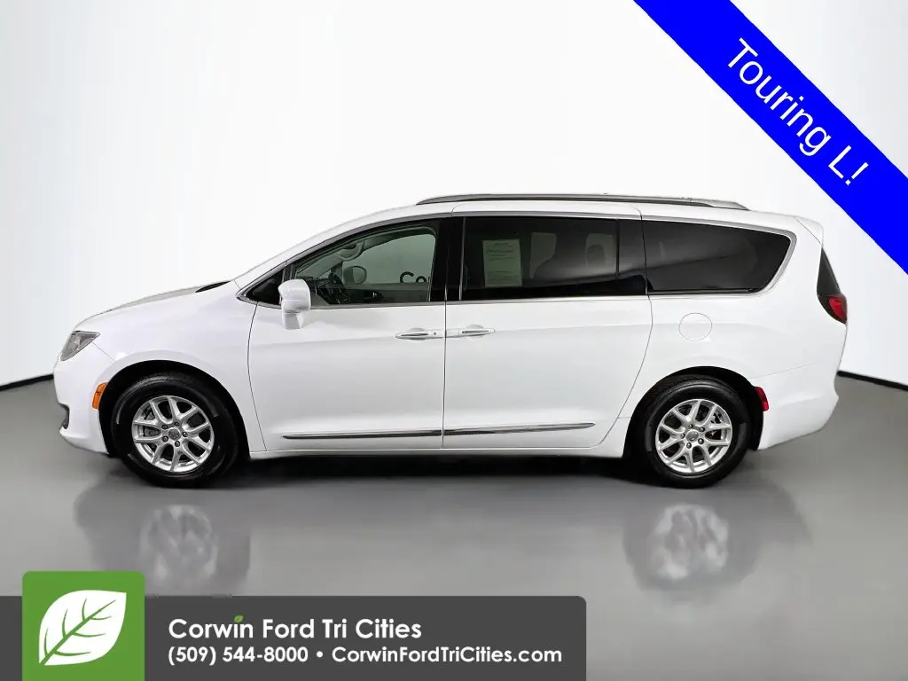 2020 Chrysler Pacifica - $14,700