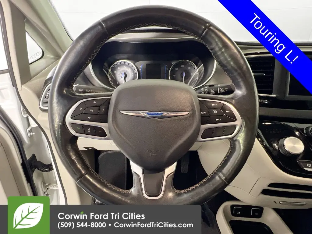 2020 Chrysler Pacifica - $14,700