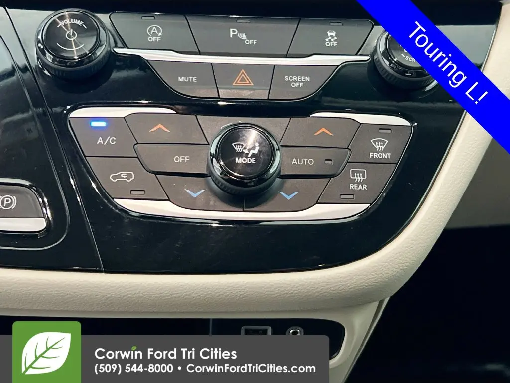 2020 Chrysler Pacifica - $14,700