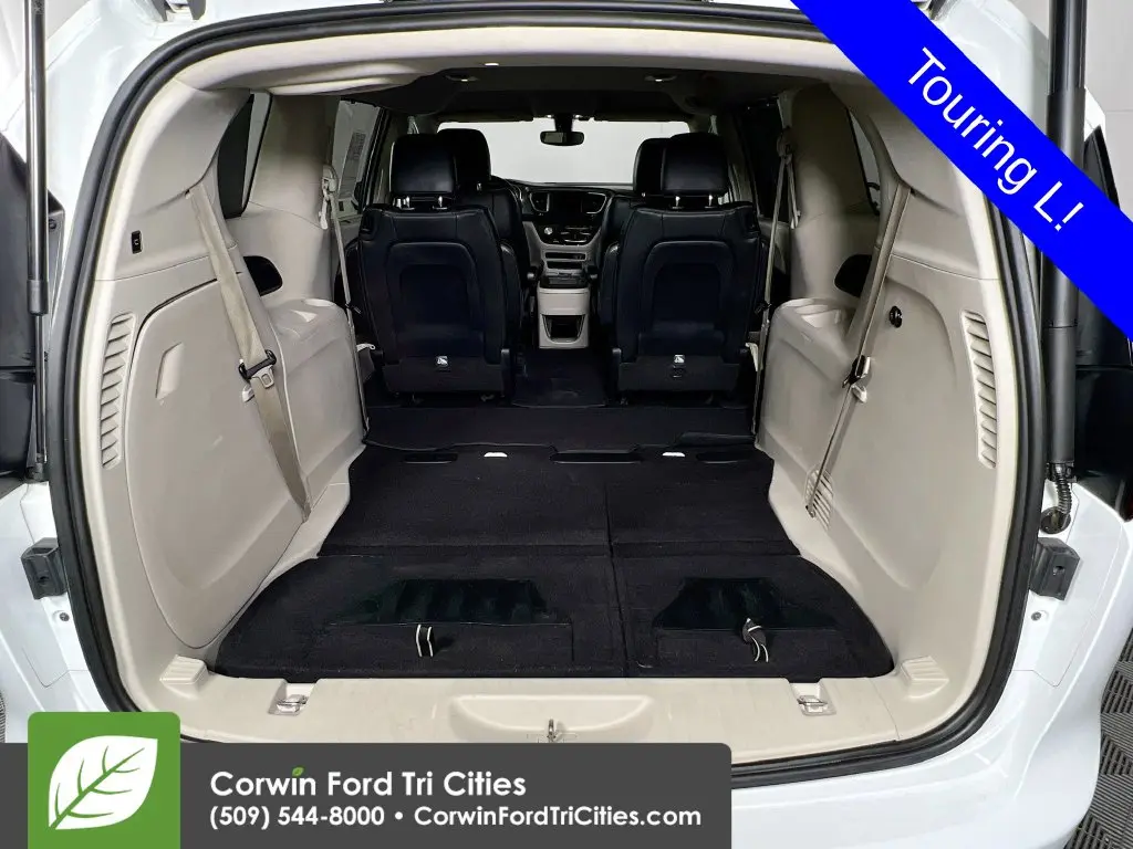 2020 Chrysler Pacifica - $14,700