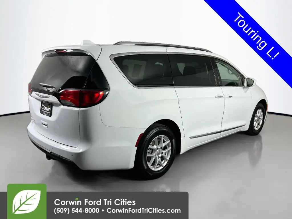 2020 Chrysler Pacifica - $14,700
