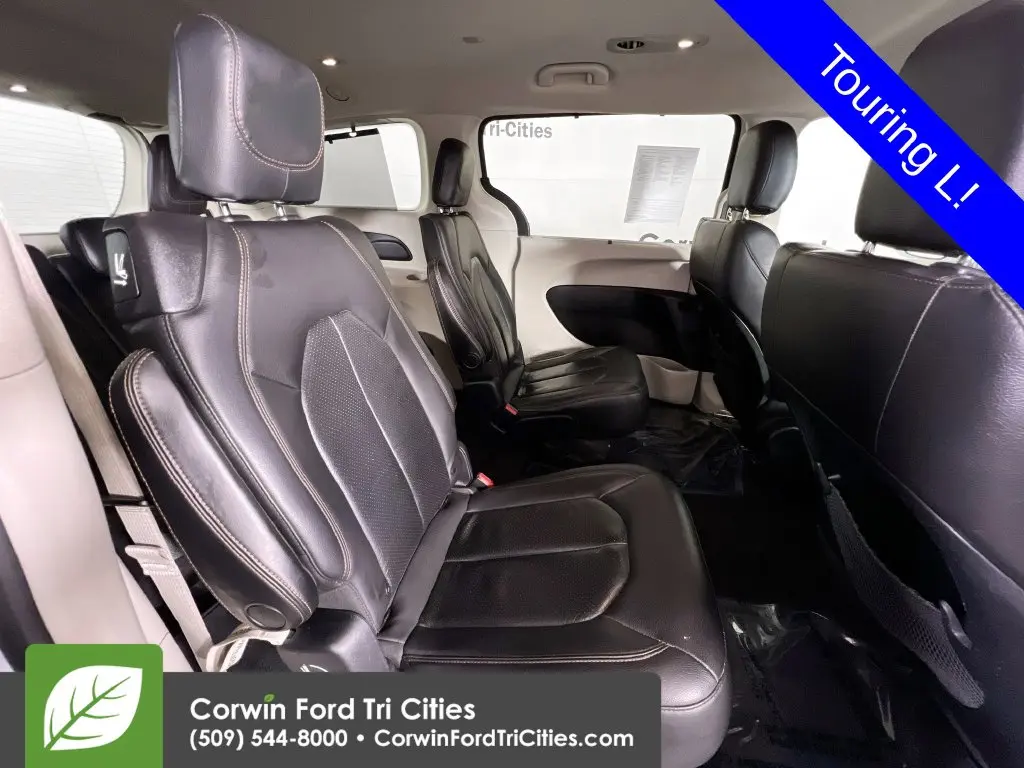 2020 Chrysler Pacifica - $14,700
