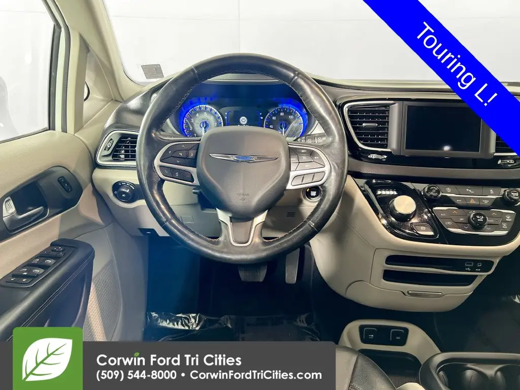 2020 Chrysler Pacifica - $14,700