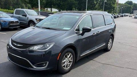 Preowned 2020 Chrysler Pacifica Touring L for Sale