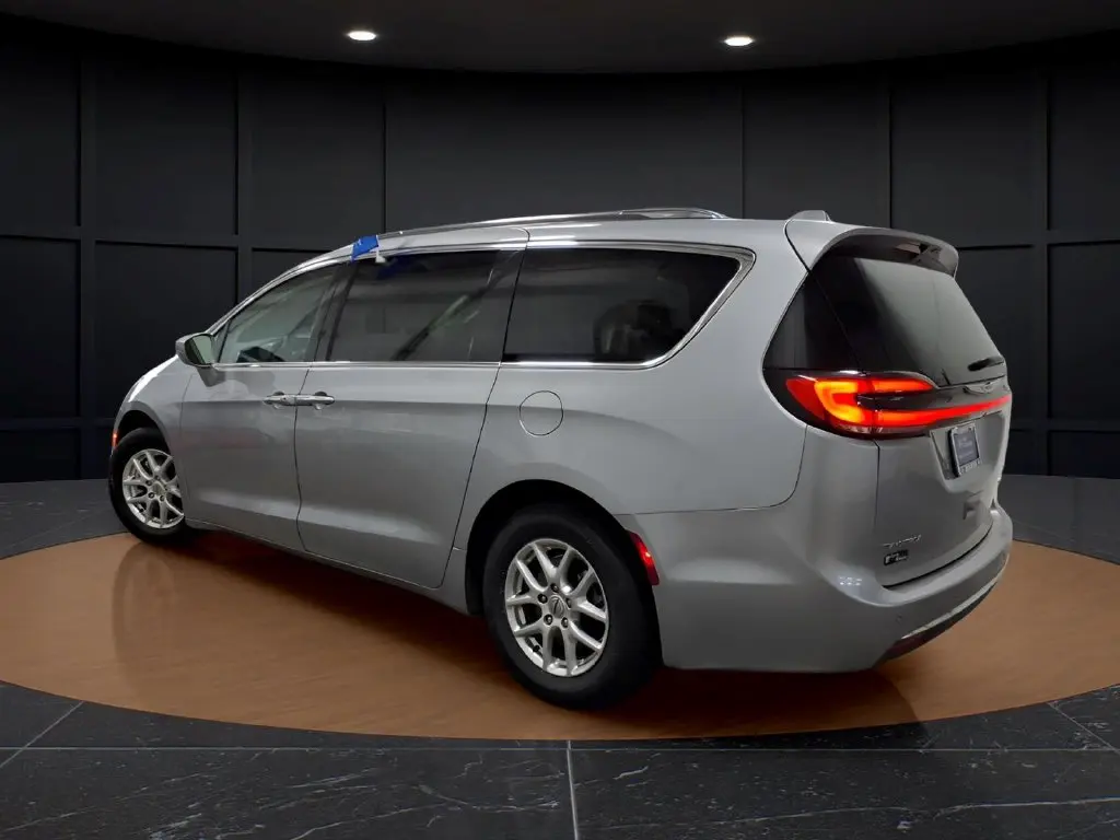 2021 Chrysler Pacifica - $20,495