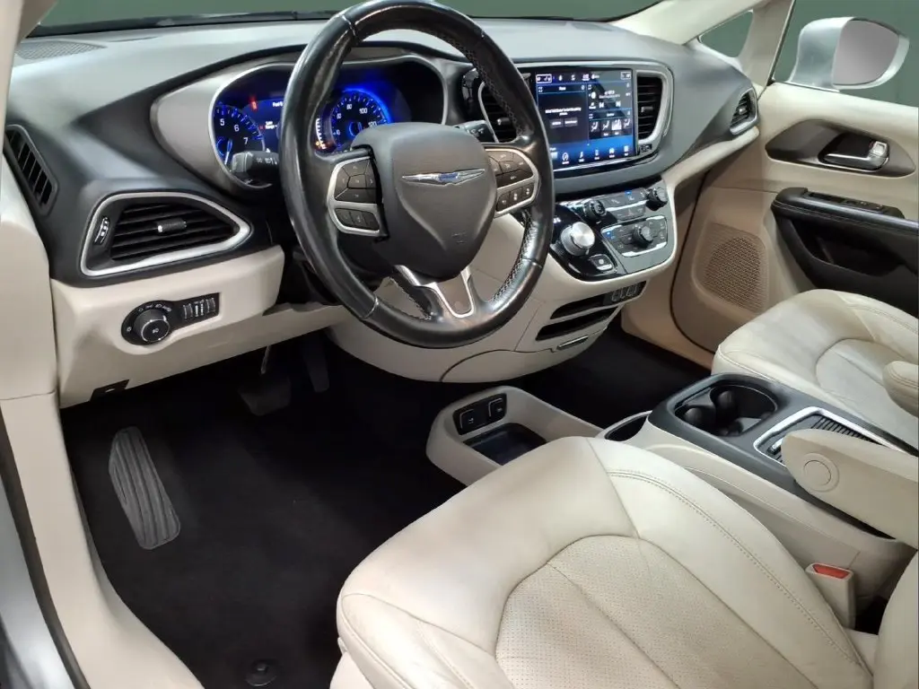 2021 Chrysler Pacifica - $20,495