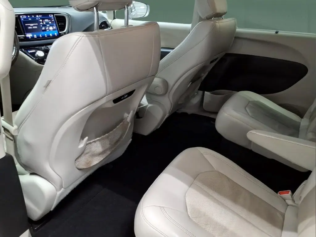 2021 Chrysler Pacifica - $20,495