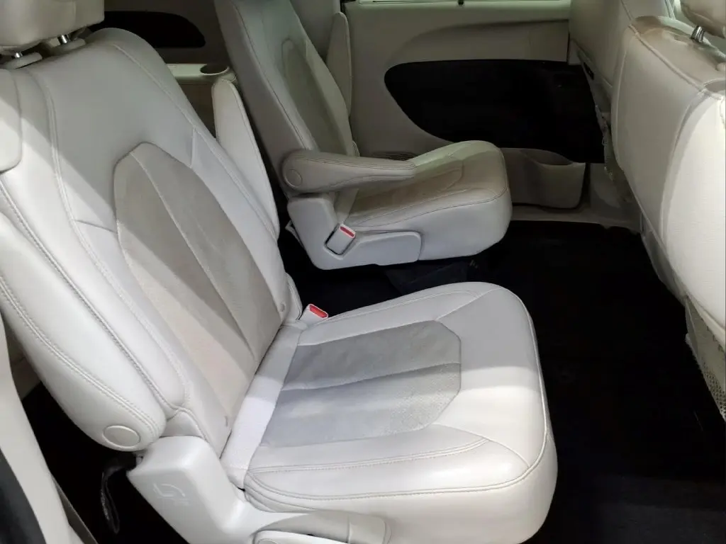 2021 Chrysler Pacifica - $20,495