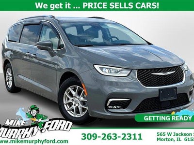 Photo of a 2021 Chrysler Pacifica Touring L 4DR Mini-Van for sale