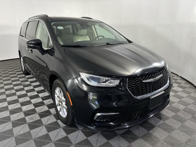 2021 Chrysler Pacifica - $22,550