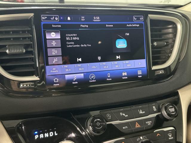 2021 Chrysler Pacifica - $22,550