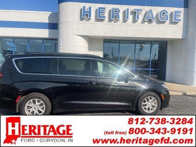 Photo of a 2022 Chrysler Pacifica Touring L 4DR Mini-Van for sale