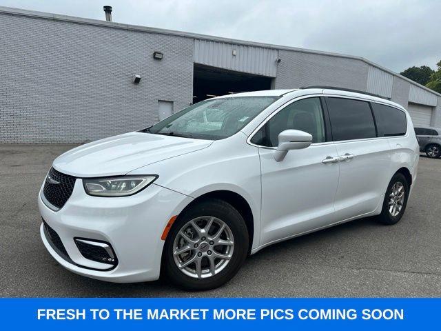 2022 Chrysler Pacifica - $15,500