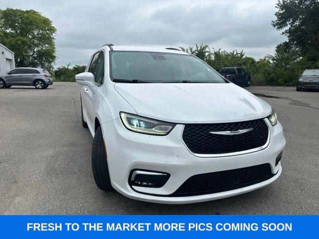2022 Chrysler Pacifica - $15,500