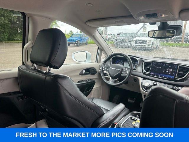 2022 Chrysler Pacifica - $15,500