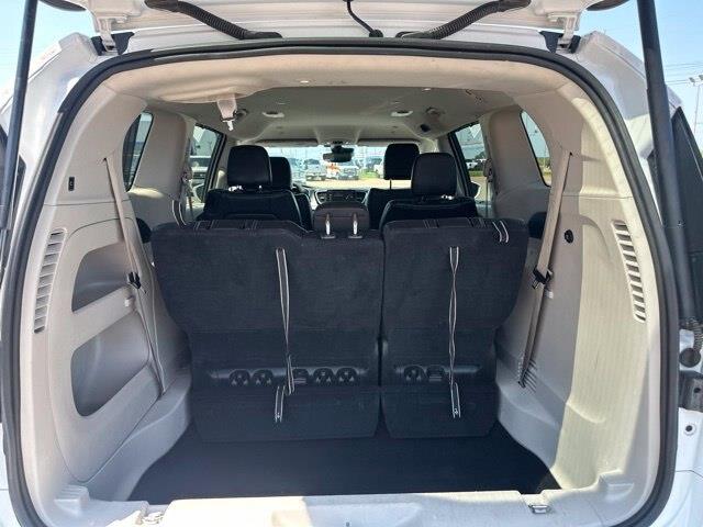 2022 Chrysler Pacifica - $15,000