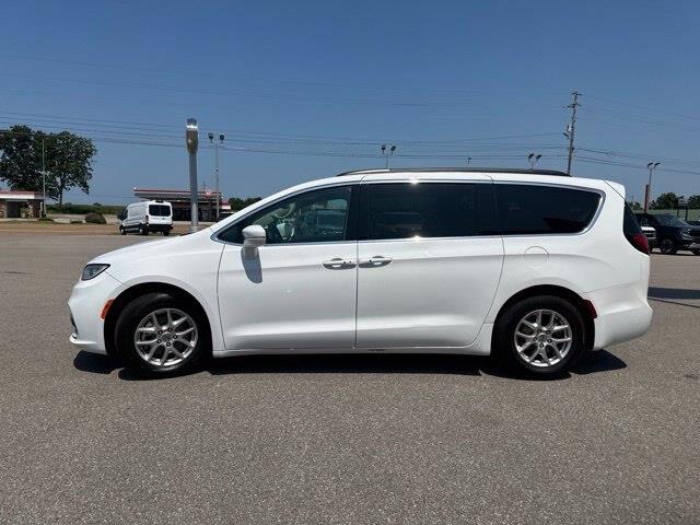 2022 Chrysler Pacifica - $15,000