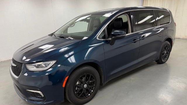 Preowned 2023 Chrysler Pacifica Touring L for Sale