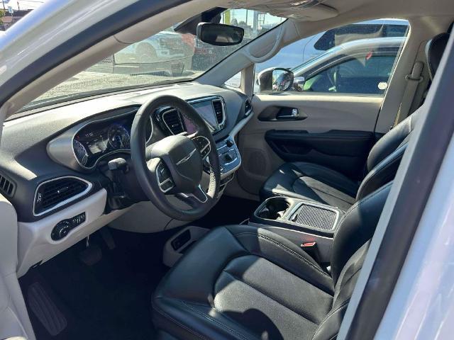 2023 Chrysler Pacifica - $18,898